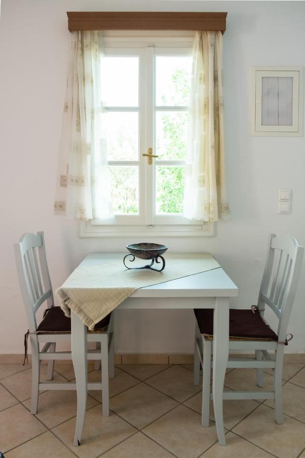 Cozy & Peaceful Apartment In Chalki Khalkion Екстер'єр фото